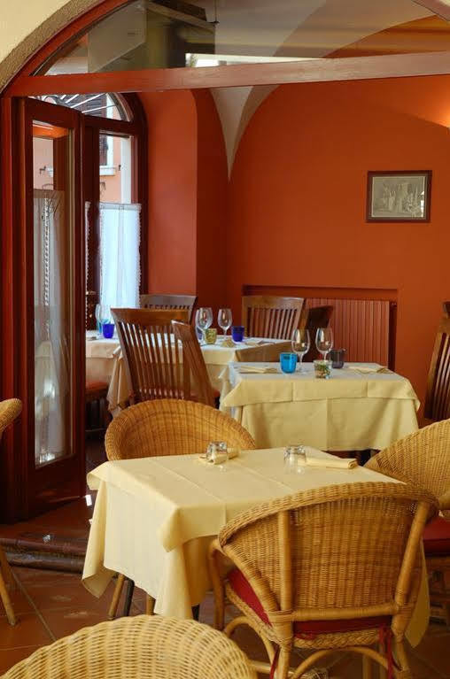 Locanda Agli Angeli Gardone Riviera Exterior foto